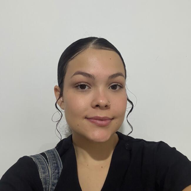 Babysitter in Brasília: Ellen