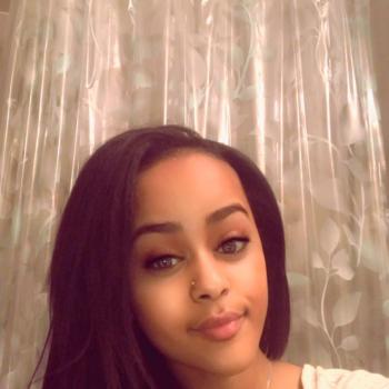 Babysitter in Calgary: Niyat