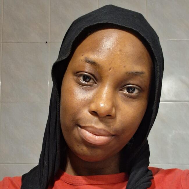 Babysitter in Galeata: Mame astou