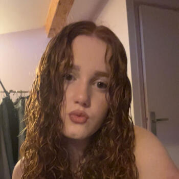 Babysitter in Saint-Martial-de-Vitaterne: Margot