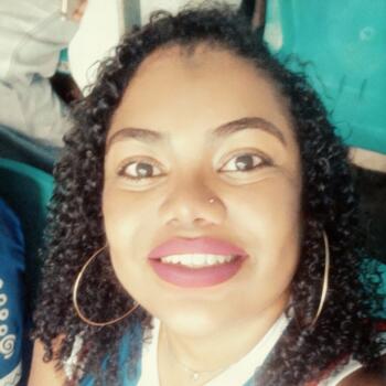Babysitter in Salvador: Monalisa