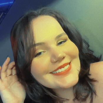 Babysitter in Uberlândia: Maria Clara