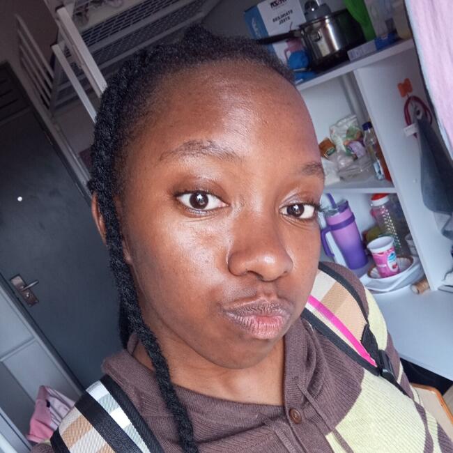Babysitter in Nairobi: Esther