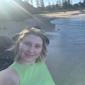 Nanny in Port Macquarie: Kate