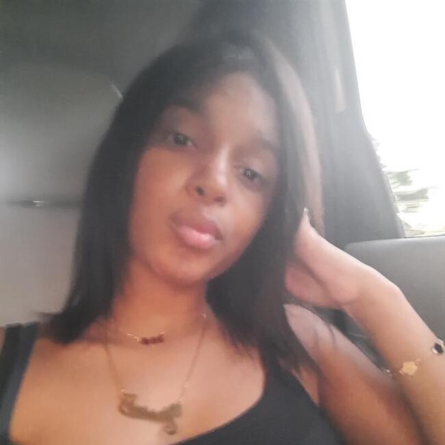 Babysitter in Bayamón: Tanyshaa