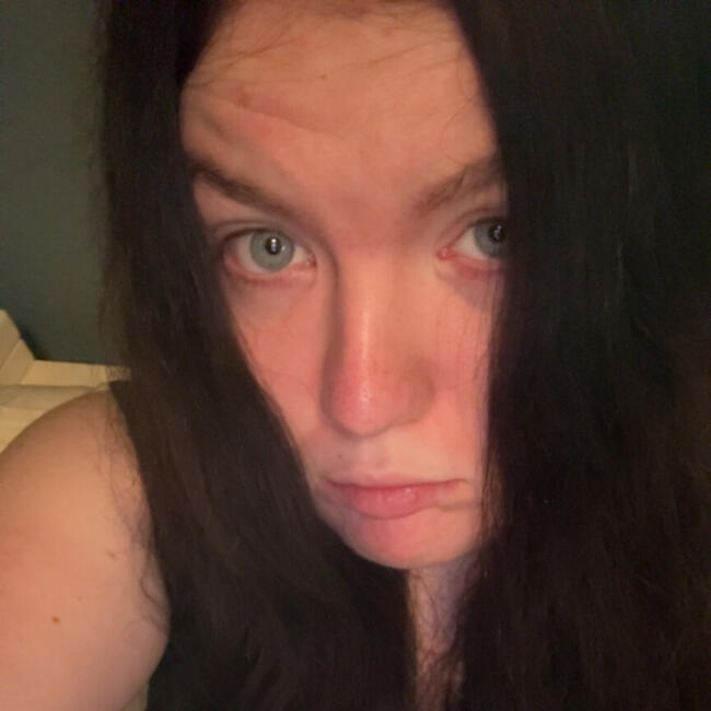 Nanny in Ringe: Cecilie mørk