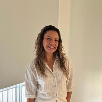 Babysitter in Almirante Brown: Arly