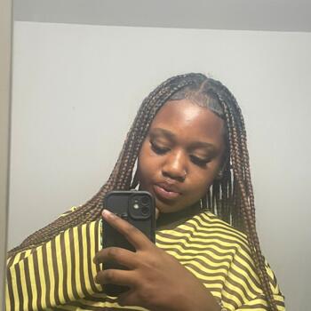 Babysitter in Saint-Sauveur (Occitanie): Oprah
