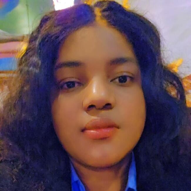 Babysitter in Dover: Ivette