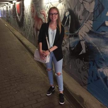 Babysitter Sint-Pieters-Leeuw: Lauryn