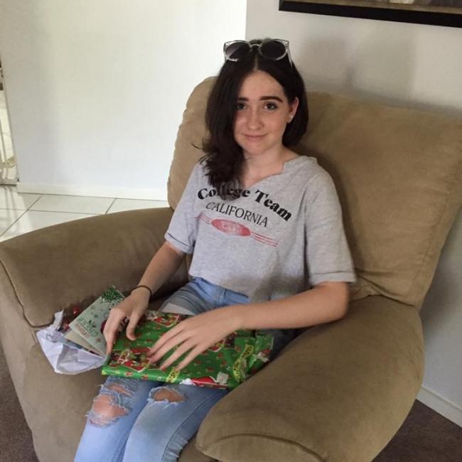 Babysitter Charlotte (15) from Townsville Babysits
