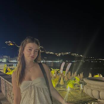 Babysitter in Biéville-Beuville: Elsa