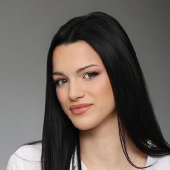 Babysitter Novi Sad: Lana