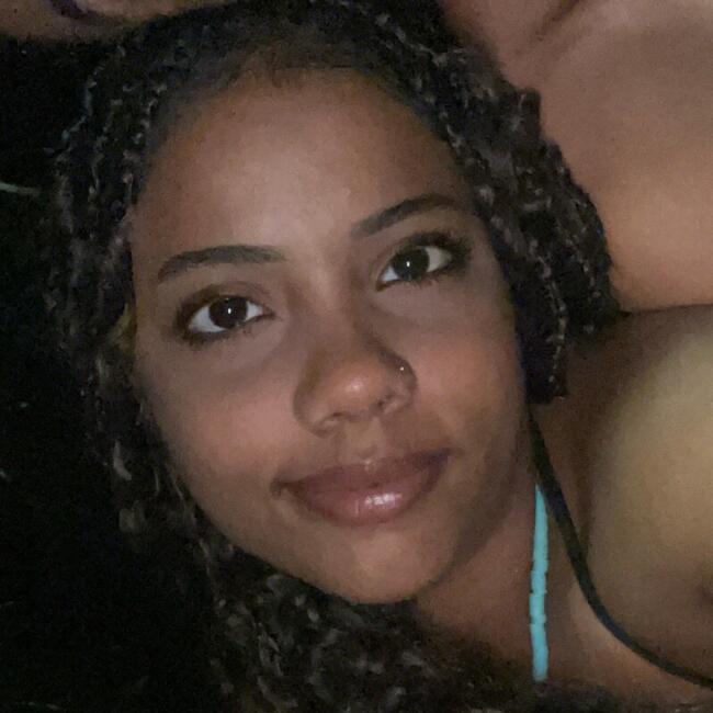 Babysitter in Bombinhas: Geovanna