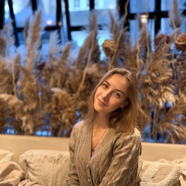 Babysitter in Romford: Lina