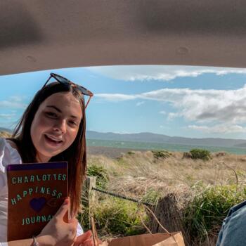 Babysitter in Papakura: Charlotte