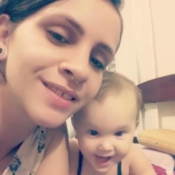 Emprego de babá em Praia Grande: emprego de babá Ana Caroline