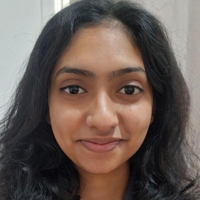 Babysitter in Wollongong: Gloria