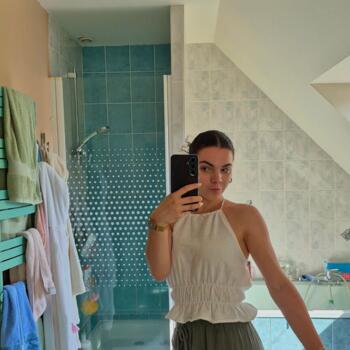 Babysitter in Sainte-Luce-sur-Loire: Manon