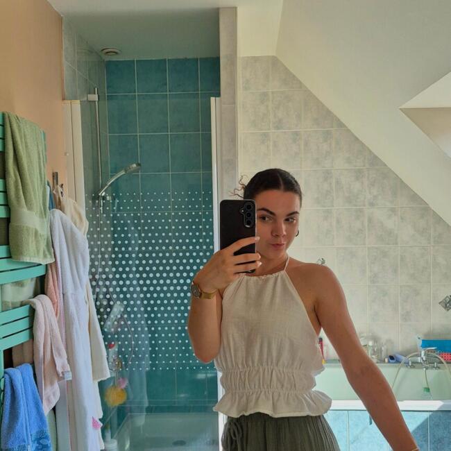 Babysitter in Sainte-Luce-sur-Loire: Manon