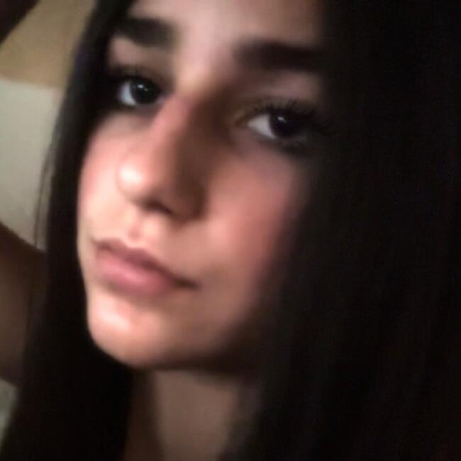 Babysitter in Blanquefort: Jessica