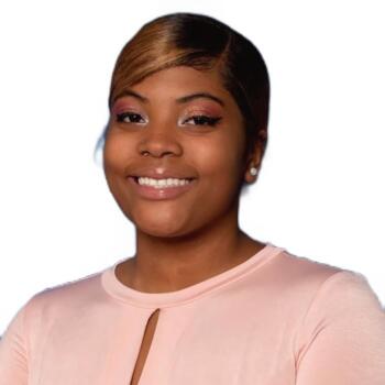 Babysitter in Chicago: Avianna