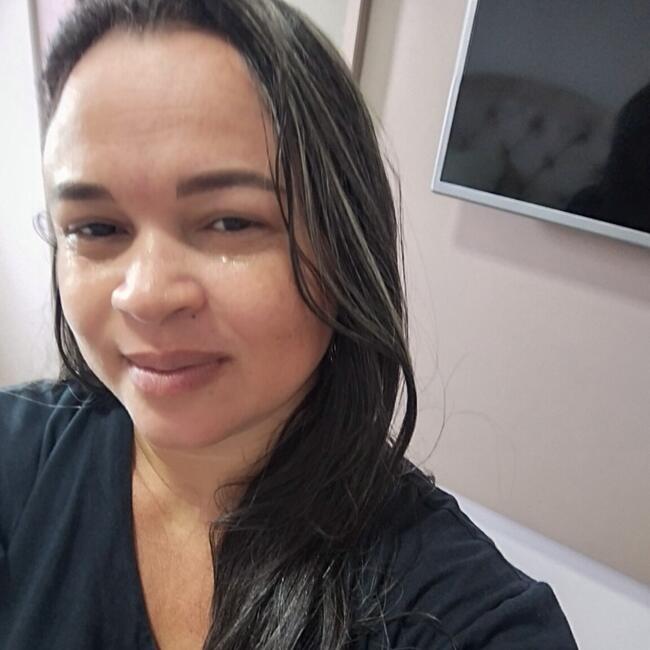 Babysitter in Imperatriz: Monica