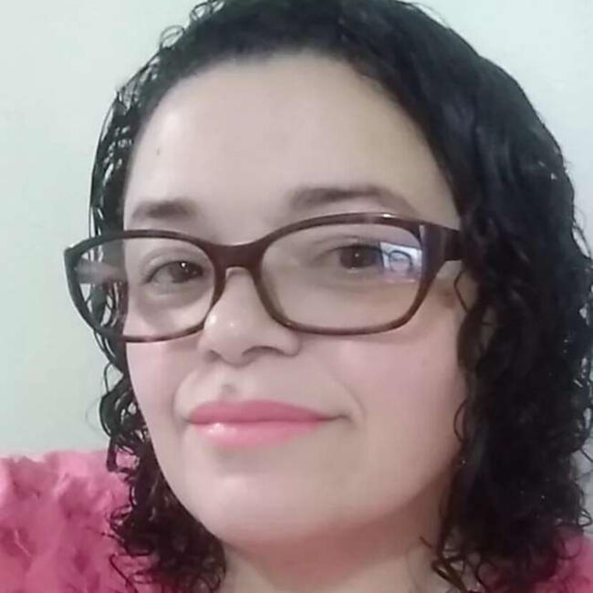 Babysitter in São Paulo: Maria