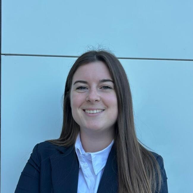 Babysitter in La Grande-Motte: Amelia