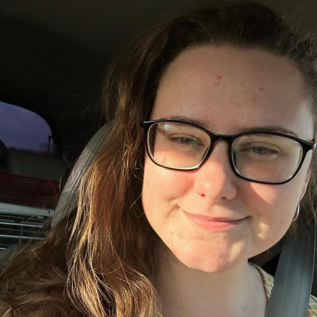 Babysitter in Camrose: Cadence