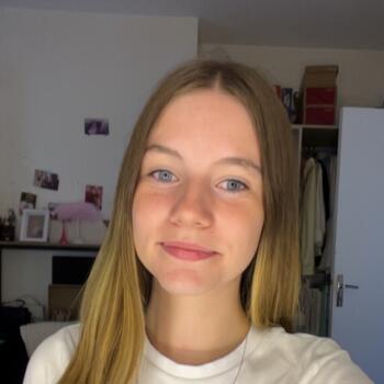Babysitter in Le Havre: Lisea