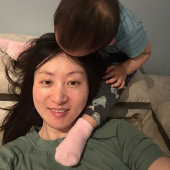 Babysitting job in Winnipeg: babysitting job Vivian
