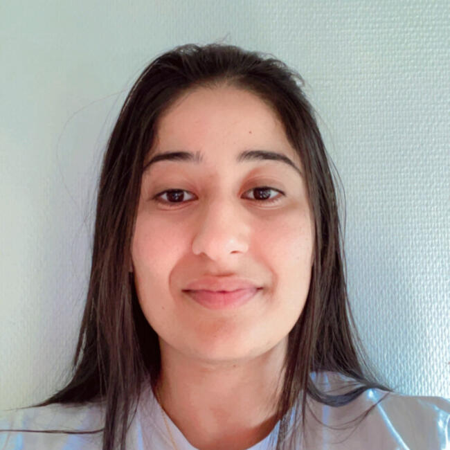 Babysitter in Villemoisson-sur-Orge: Hadil