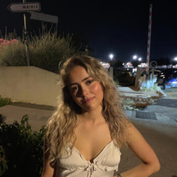 Babysitter in Vélizy-Villacoublay: Maitena