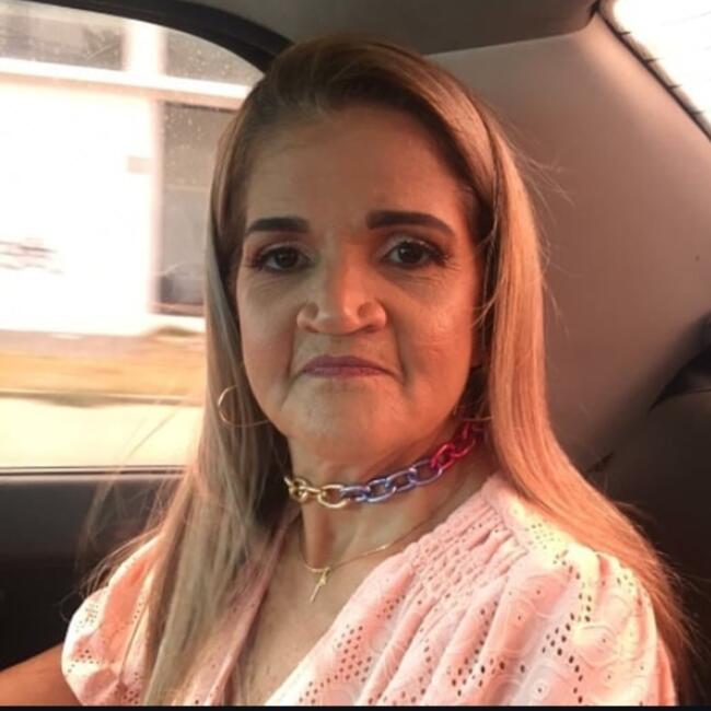 Babá em Maceió: Clarice