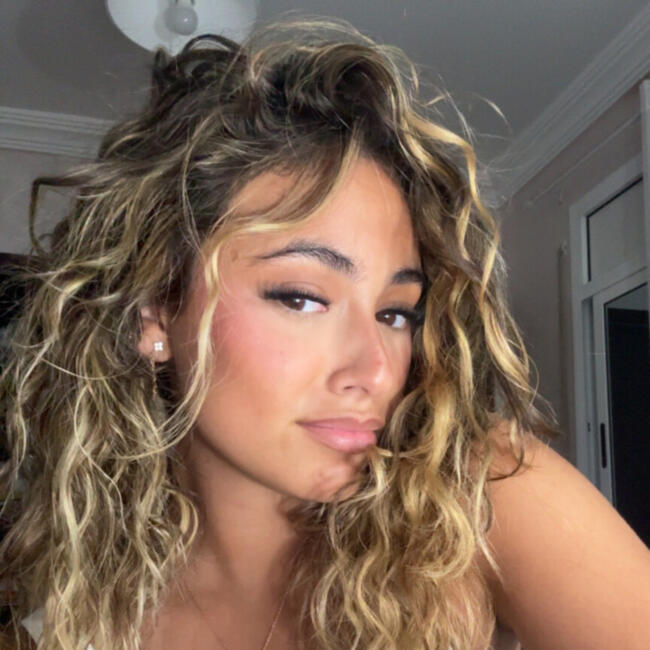 Babysitter in Viry: Jannat