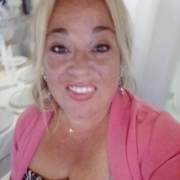 Babysitter in Pilar: Carla