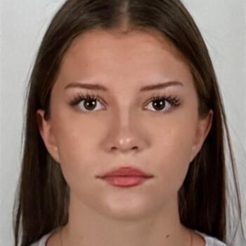 Babysitter in Thorigny-sur-Marne: Louanne