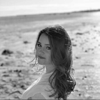 Babysitter in Penmarch: Carmen