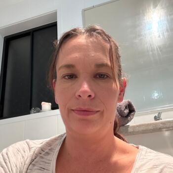 Babysitter Hervey Bay: Sarina