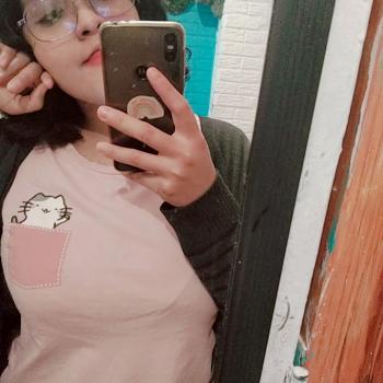 Niñera Buenavista: Layla