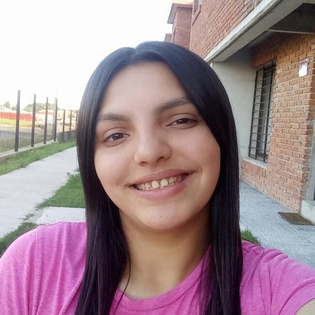Niñera en Montevideo: Romina
