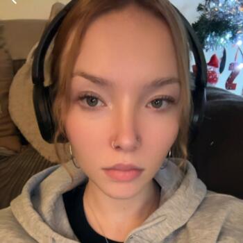 Babysitter in London: Amber