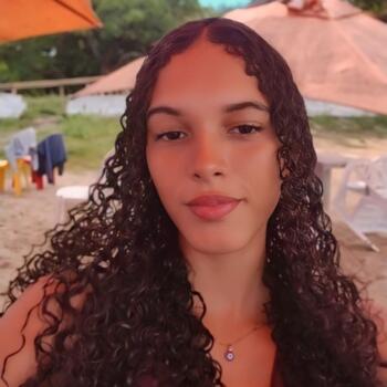 Babá em Nísia Floresta: Fernanda