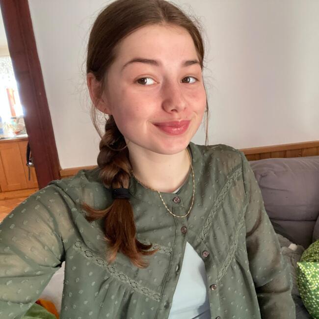 Babysitter in Valchov: Julie