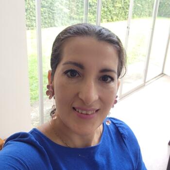 Babysitter in Santo Domingo de los Colorados: Narcisa