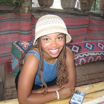 Babysitter in Toulouse: Noémie