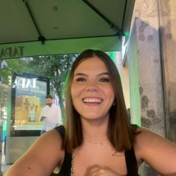 Babysitter in Majadahonda: Clara