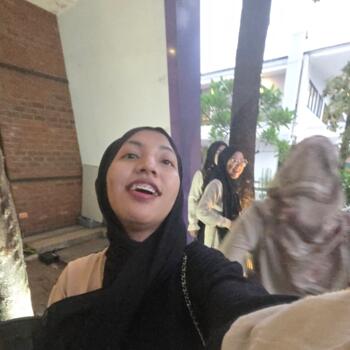 Lowongan pekerjaan babysitting di Kalideres: lowongan pekerjaan babysitter Iis