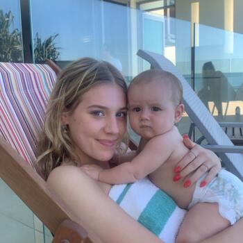 Babysitter Sydney: Bella